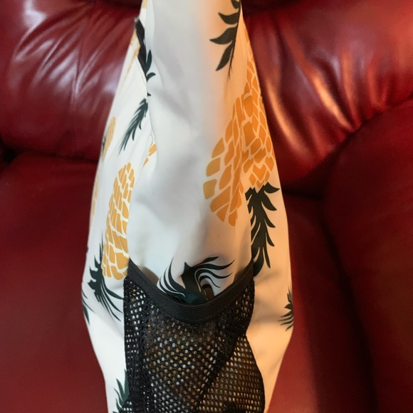 New! ETidy Large Foldable Pineapple Beach Bag Tote W/Pouch Waterproof Sandproof - Picture 8 of 14
